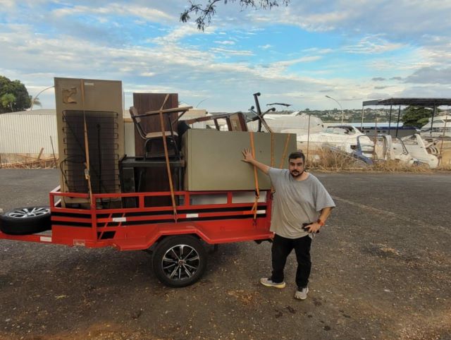 Assembléia aprova baixa de móveis antigos da Labre-DF