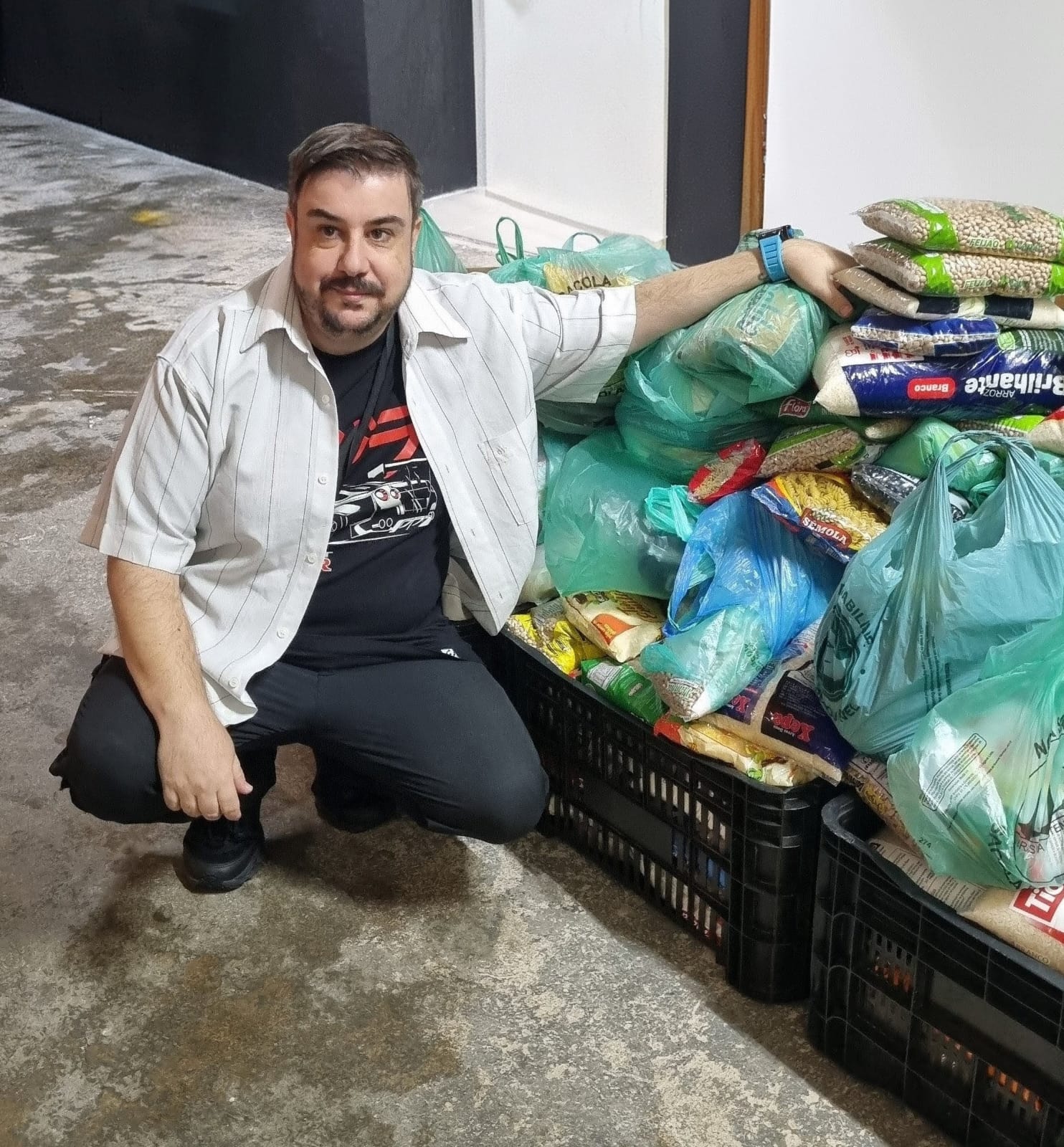 A LABRE-DF Entrega Alimentos Não Perecíveis Arrecadados